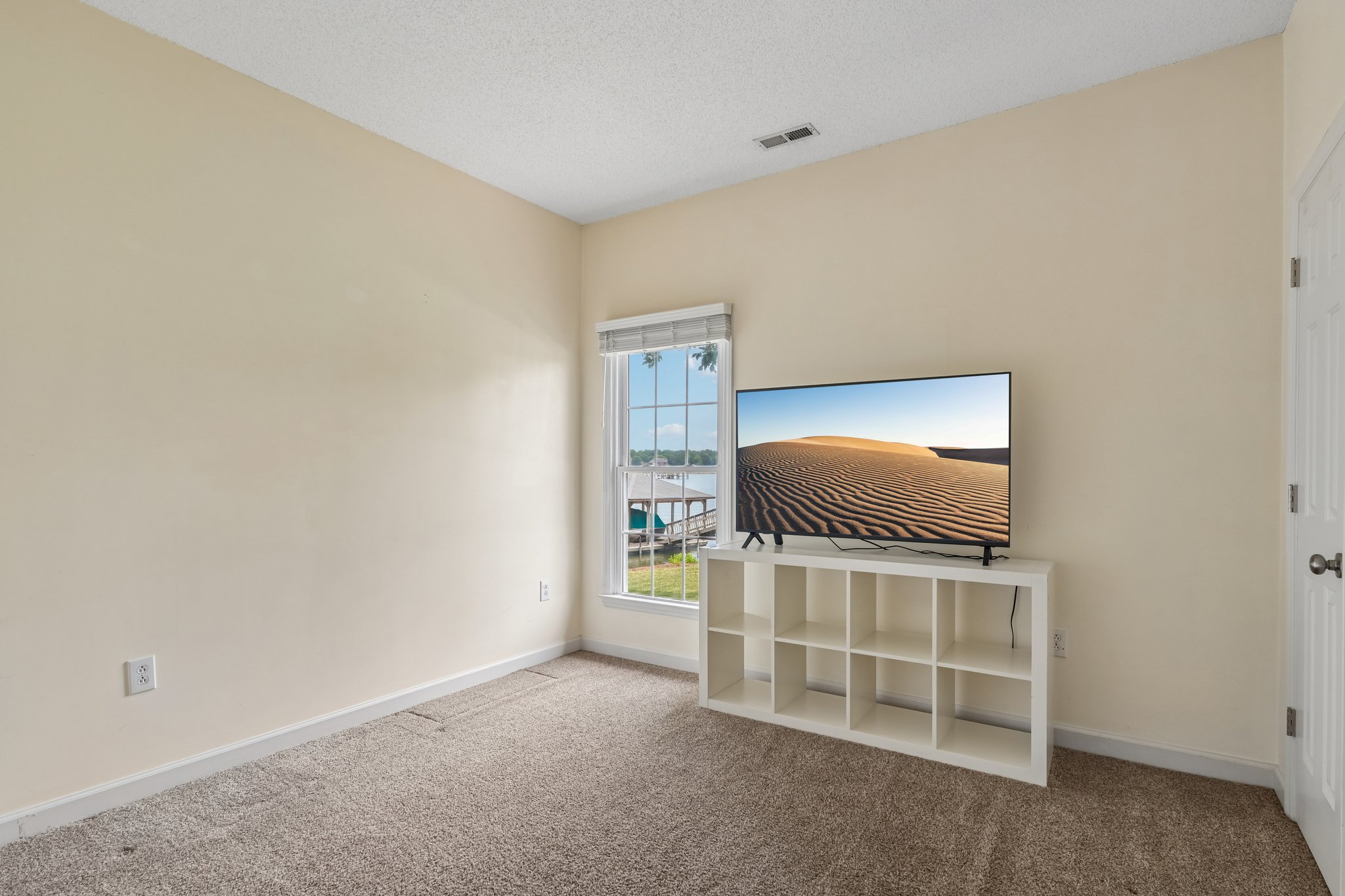 Prestwood Ln-S2906-050.jpg