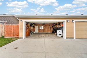  Photo 47