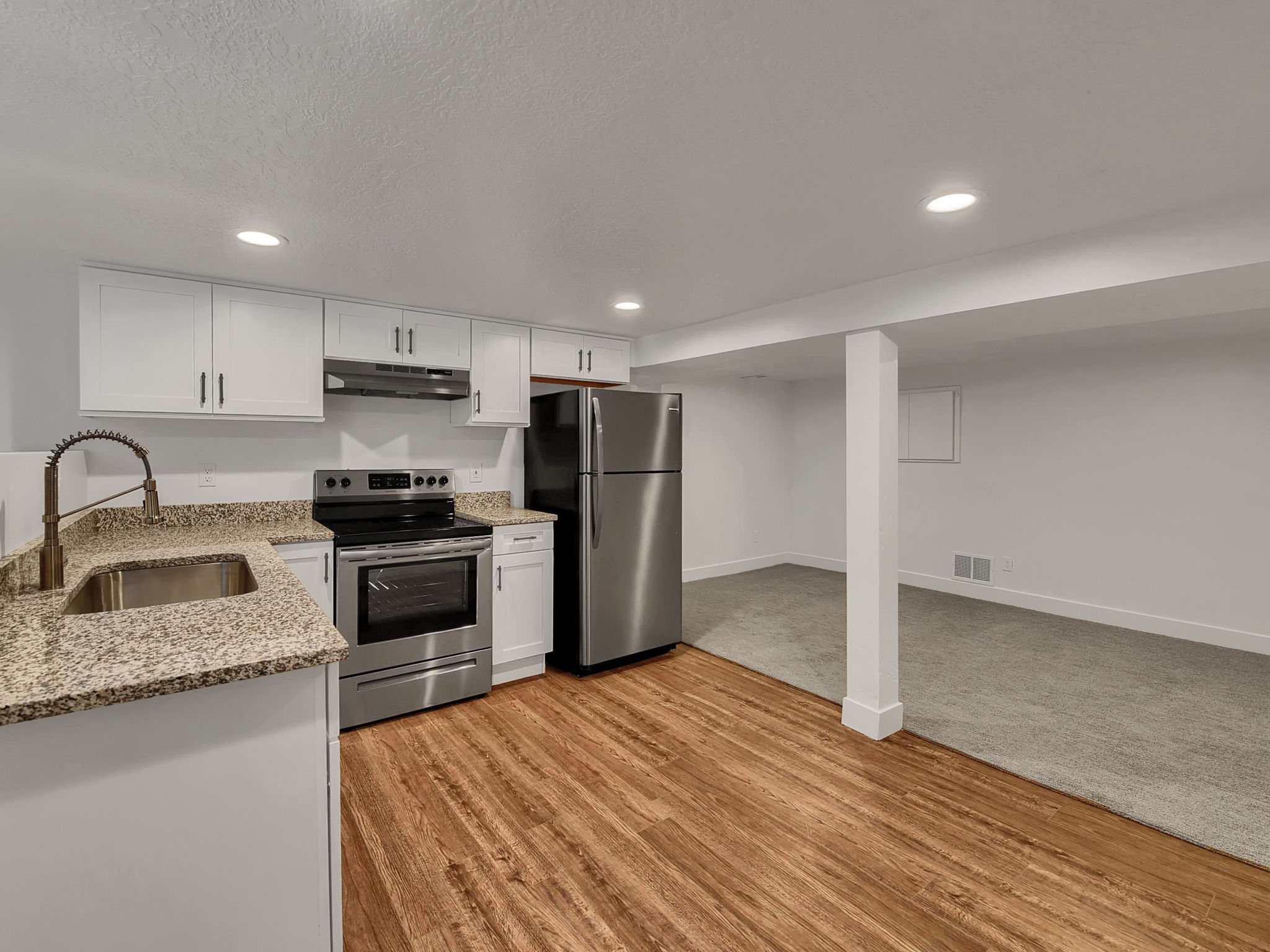  165 S 900 E, Salt Lake City, UT 84102, US Photo 17