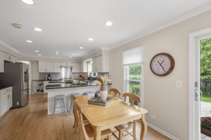 Kitchen/Breakfast Area