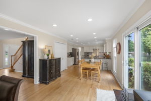 Kitchen/Breakfast Area