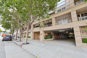 Jackson St #806-S1807-003.jpg