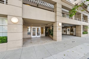 Jackson St #806-S1807-005.jpg