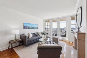 Jackson St #806-S1807-007.jpg