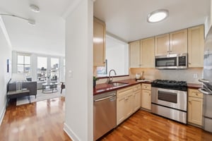 Jackson St #806-S1807-014.jpg