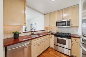 Jackson St #806-S1807-015.jpg