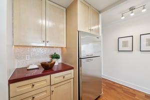 Jackson St #806-S1807-016.jpg