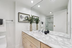 Jackson St #806-S1807-028.jpg