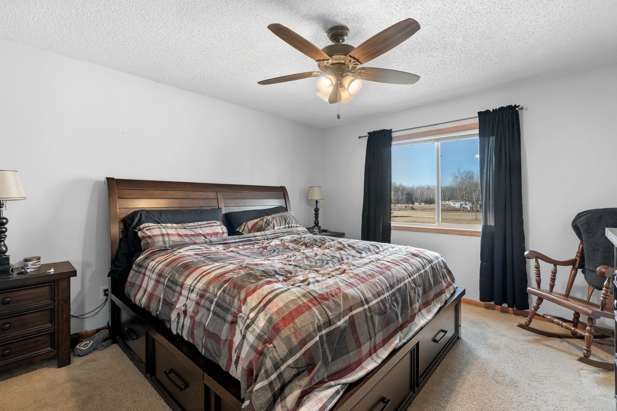 Photos - Interior & Exterior-19