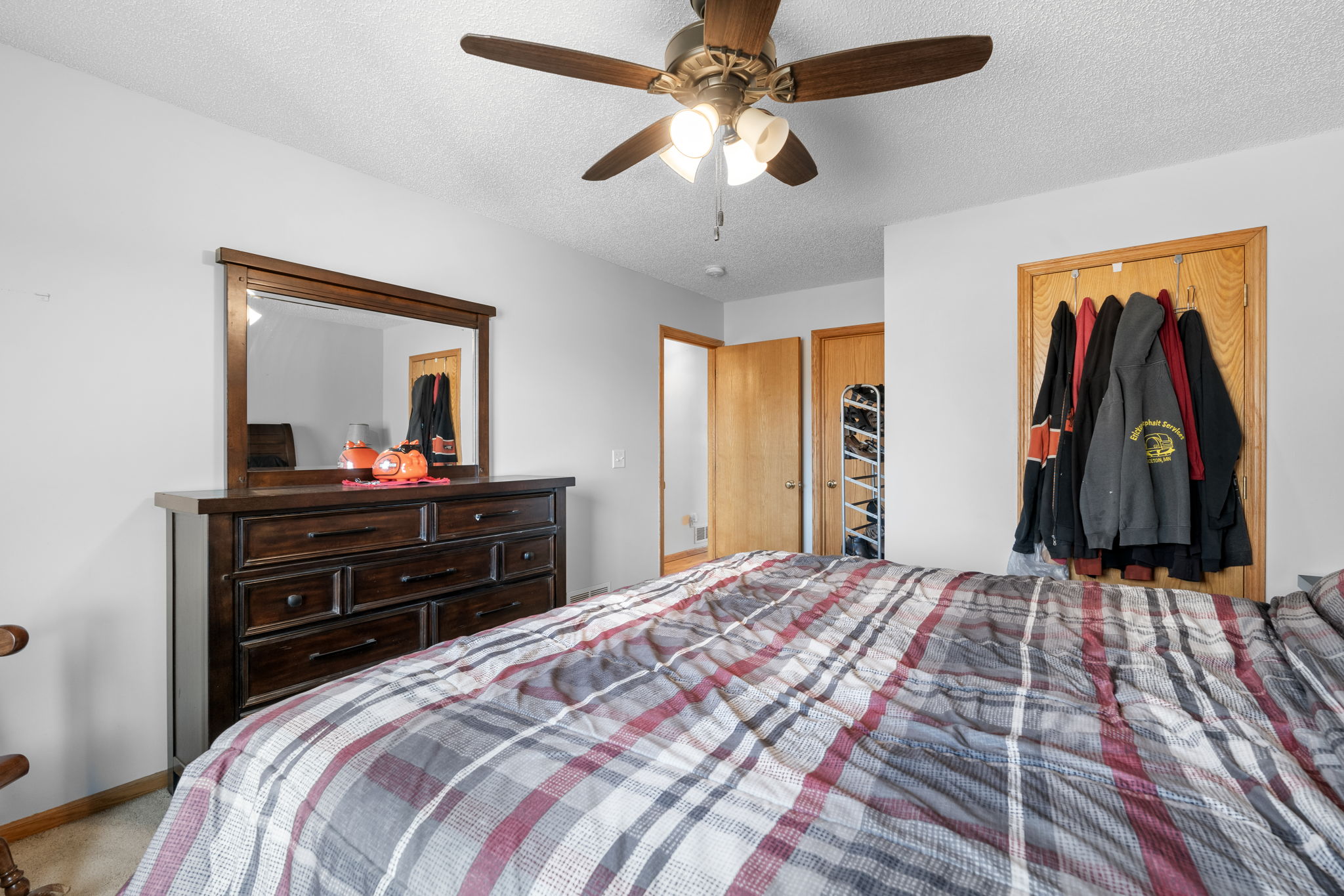 Photos - Interior & Exterior-20