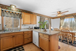 Photos - Interior & Exterior-16