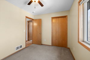 Photos - Interior & Exterior-22