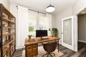 DSC_5059 virtually staged.jpeg