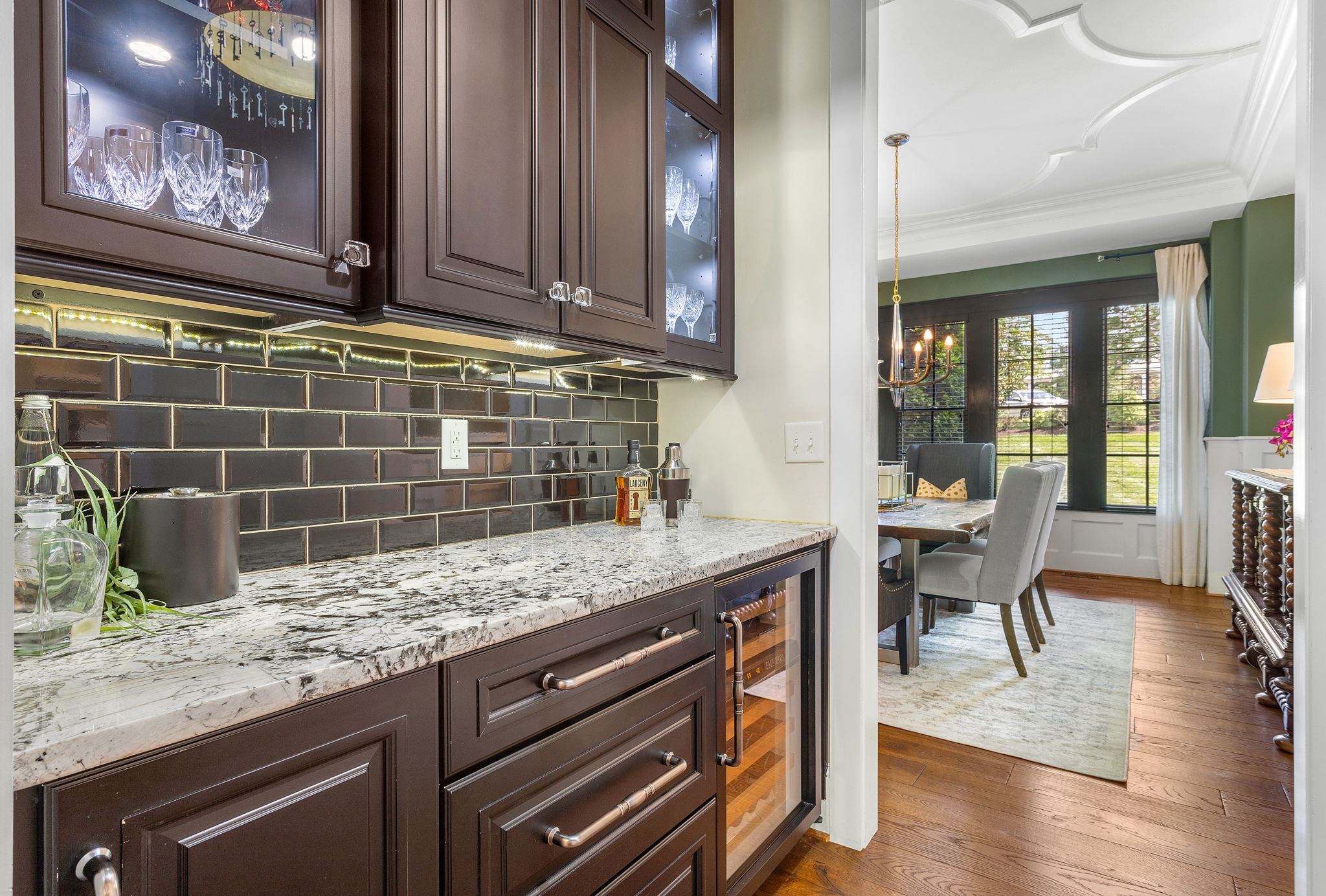 19-Butlers Pantry