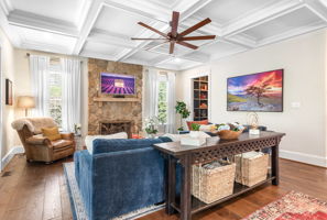 09-Family Room