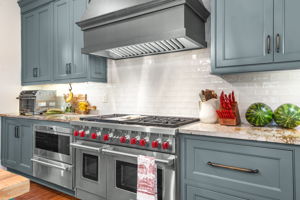 17-Kitchen Range