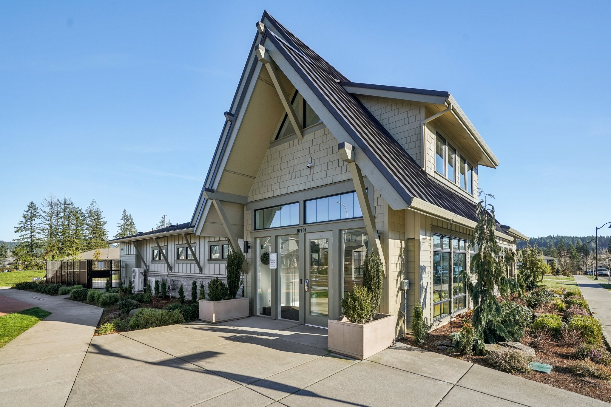 SE Pleasant Valley Pkwy-2201-901.jpg