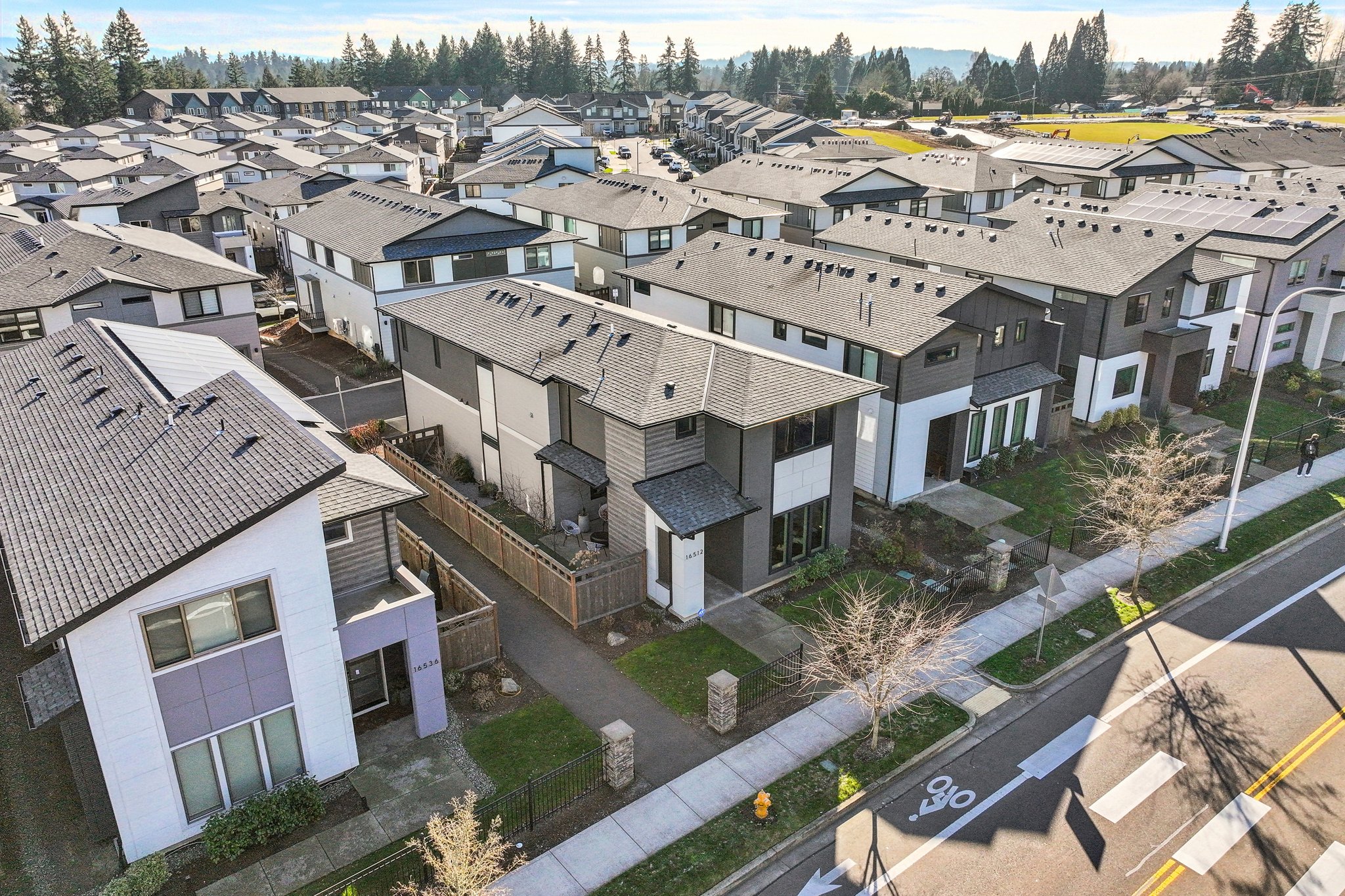 SE Pleasant Valley Pkwy-S2201-041.jpg