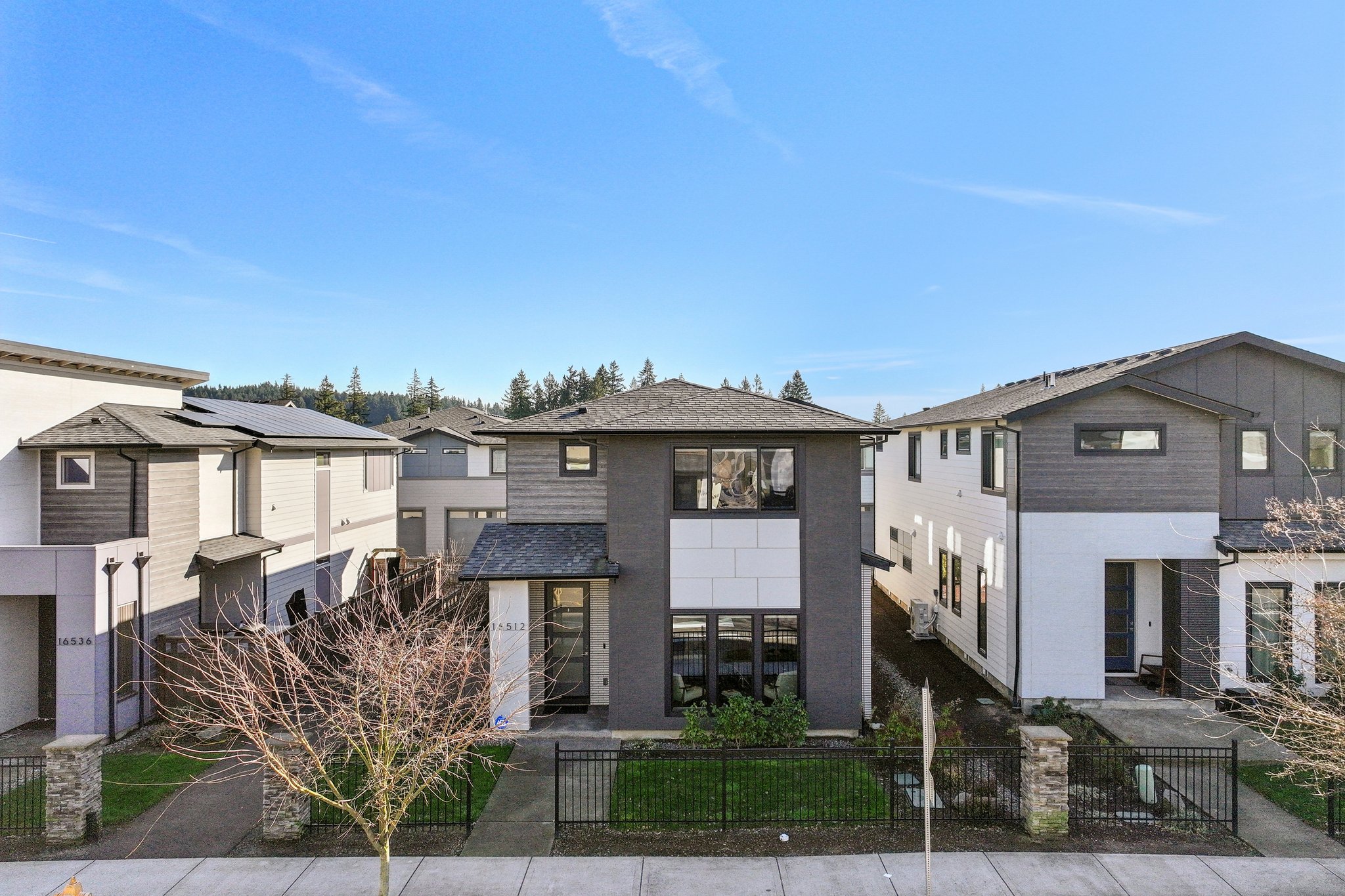 SE Pleasant Valley Pkwy-S2201-051.jpg