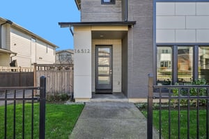 SE Pleasant Valley Pkwy-S2201-005.jpg