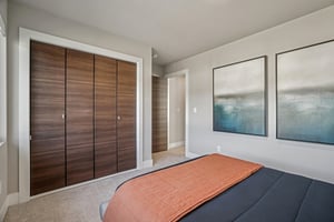 SE Pleasant Valley Pkwy-S2201-031.jpg