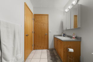  Photo 35