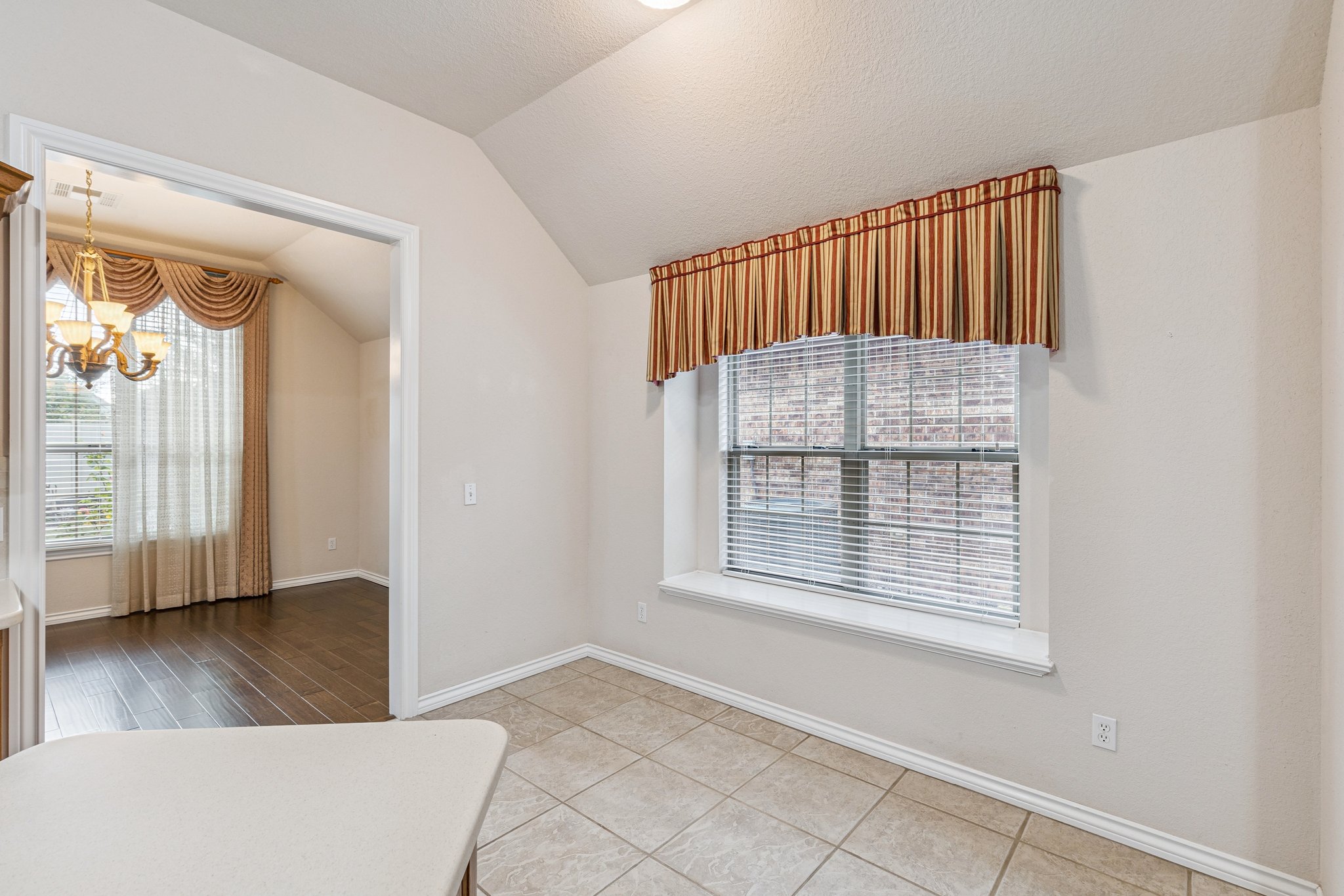 16516 Tonka Trail_018.jpg
