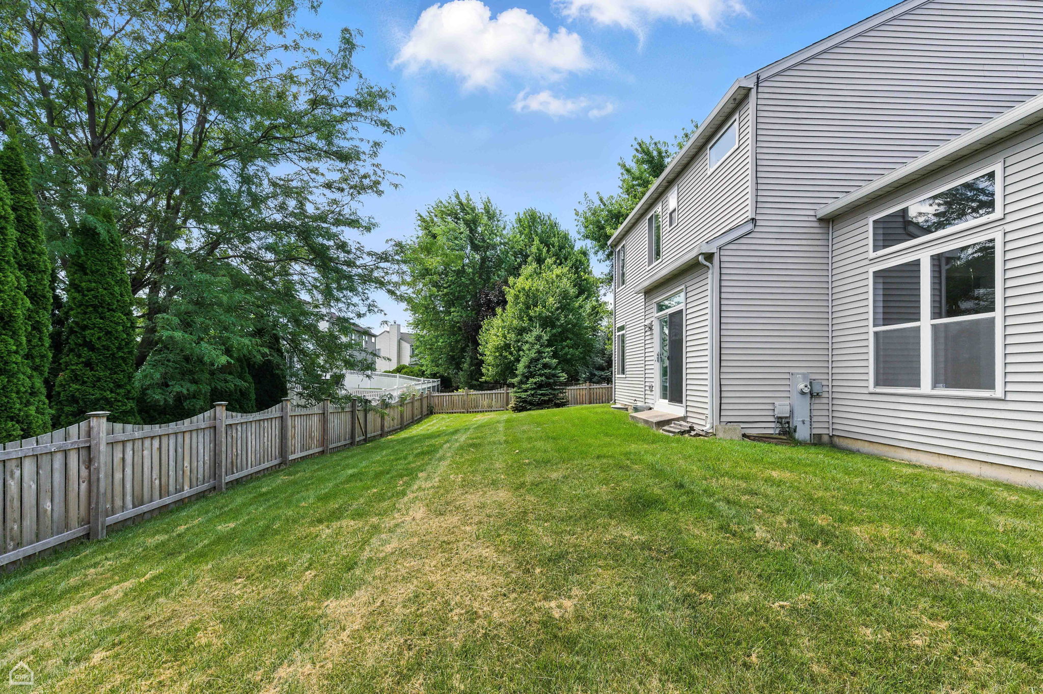 16517 Newbury Ct_004