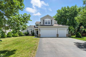 16517 Newbury Ct_002