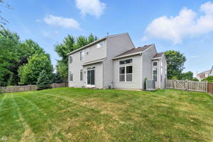 16517 Newbury Ct_003