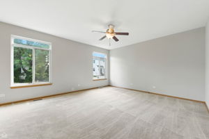 16517 Newbury Ct_011