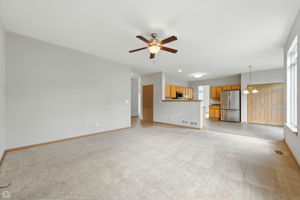 16517 Newbury Ct_012