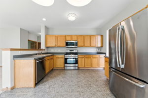 16517 Newbury Ct_014