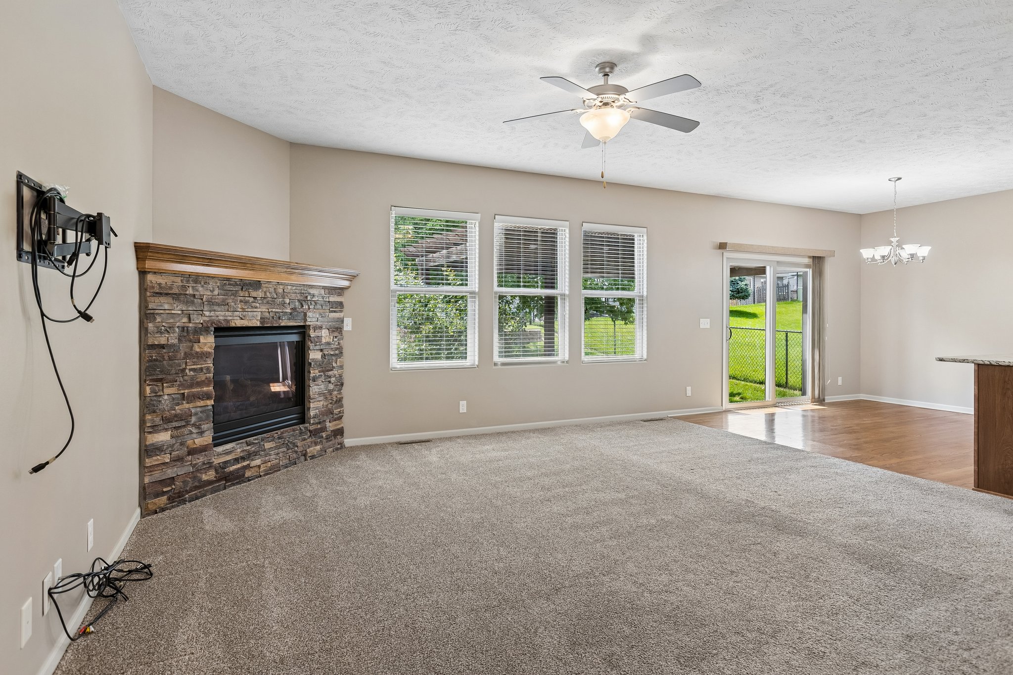  16519 Dora Hamann Pkwy_05.jpg