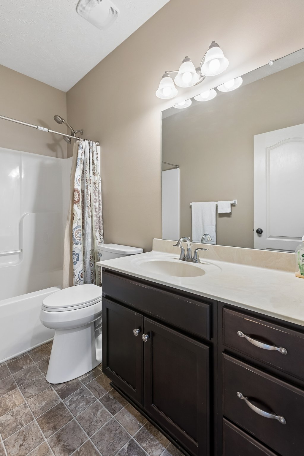  16519 Dora Hamann Pkwy_17.jpg