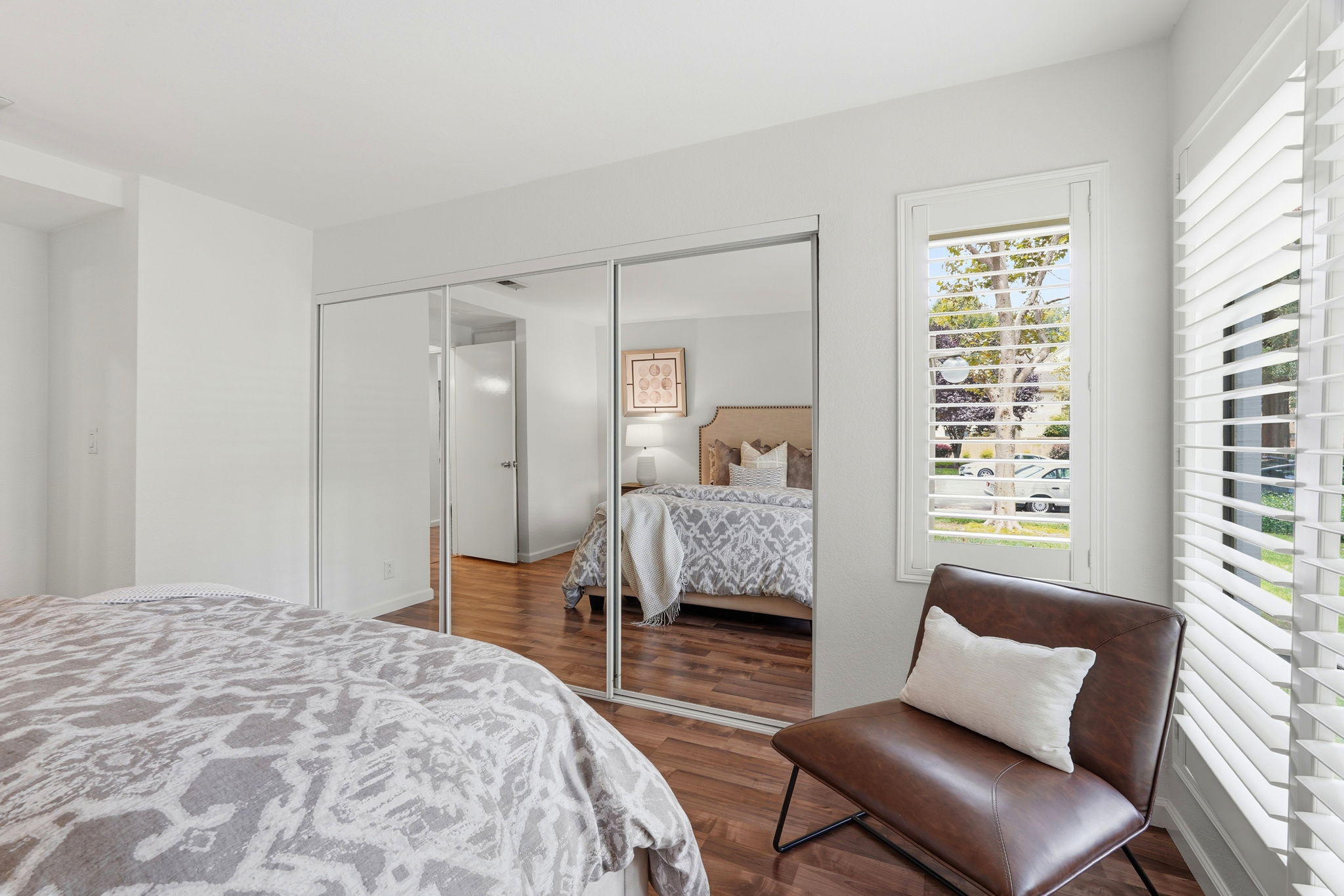 017_F8_1652 Braddock Ct