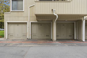 030_F8_1652 Braddock Ct
