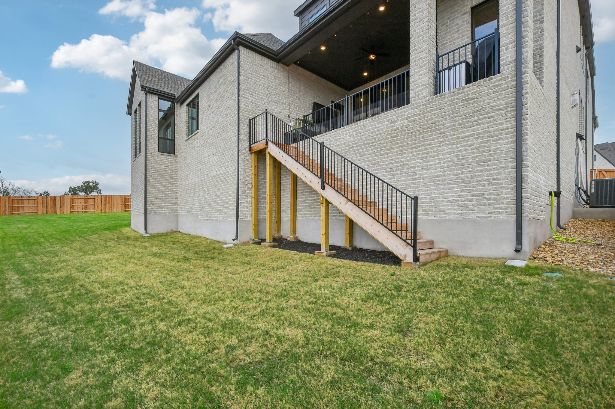 Hosanna Grande Wy-S1103-089.jpg