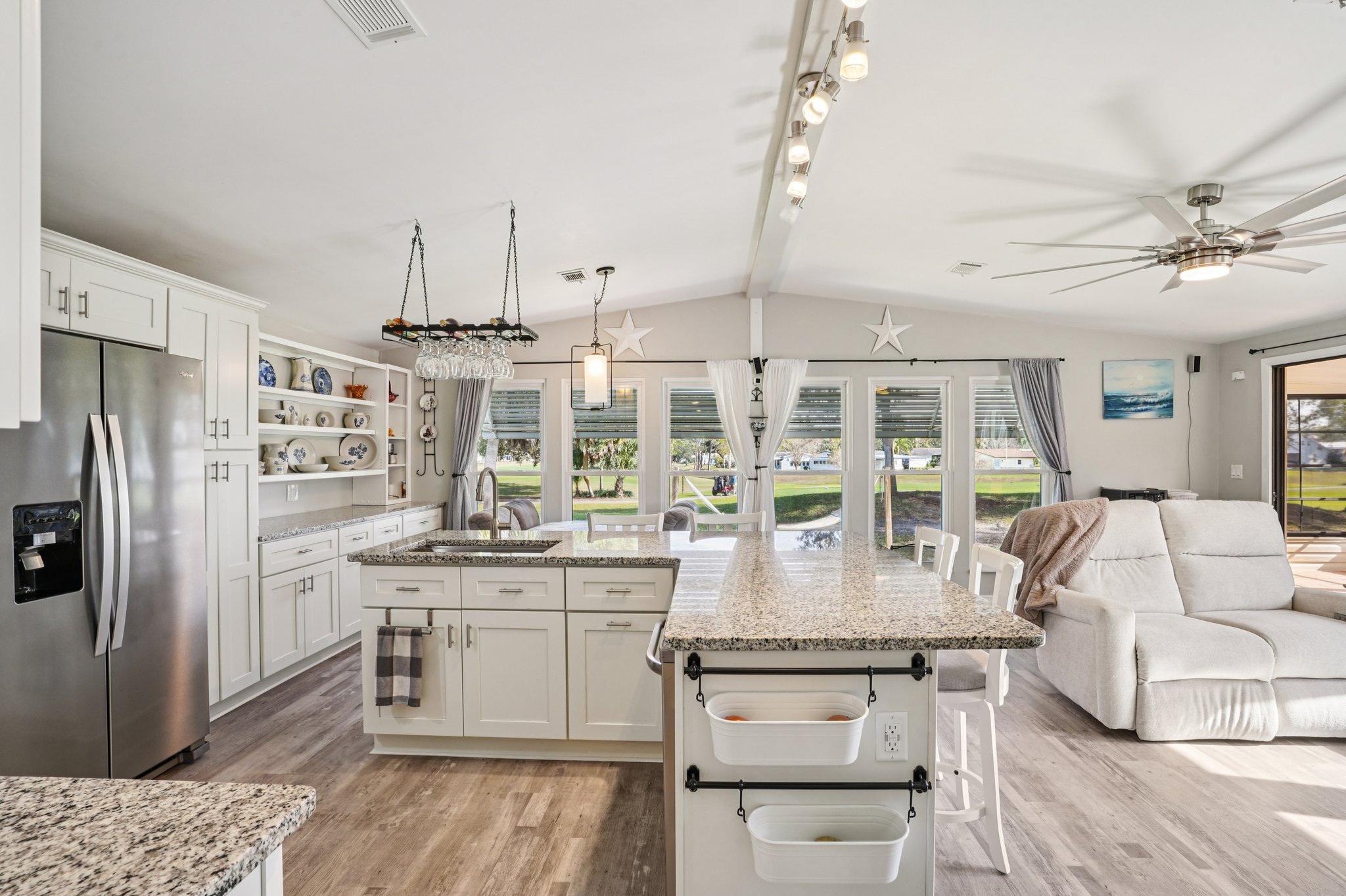 W Schwartz Blvd-S1012-009.jpg