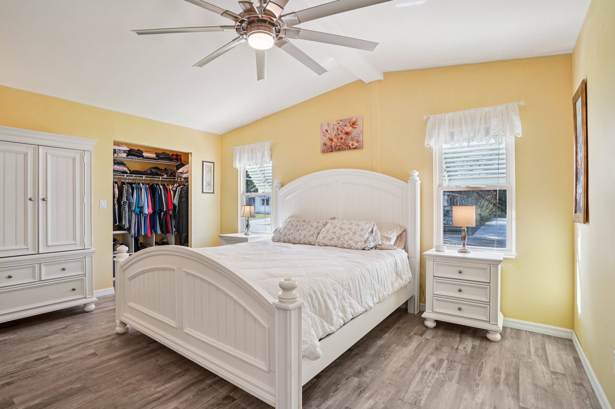 W Schwartz Blvd-S1012-025.jpg