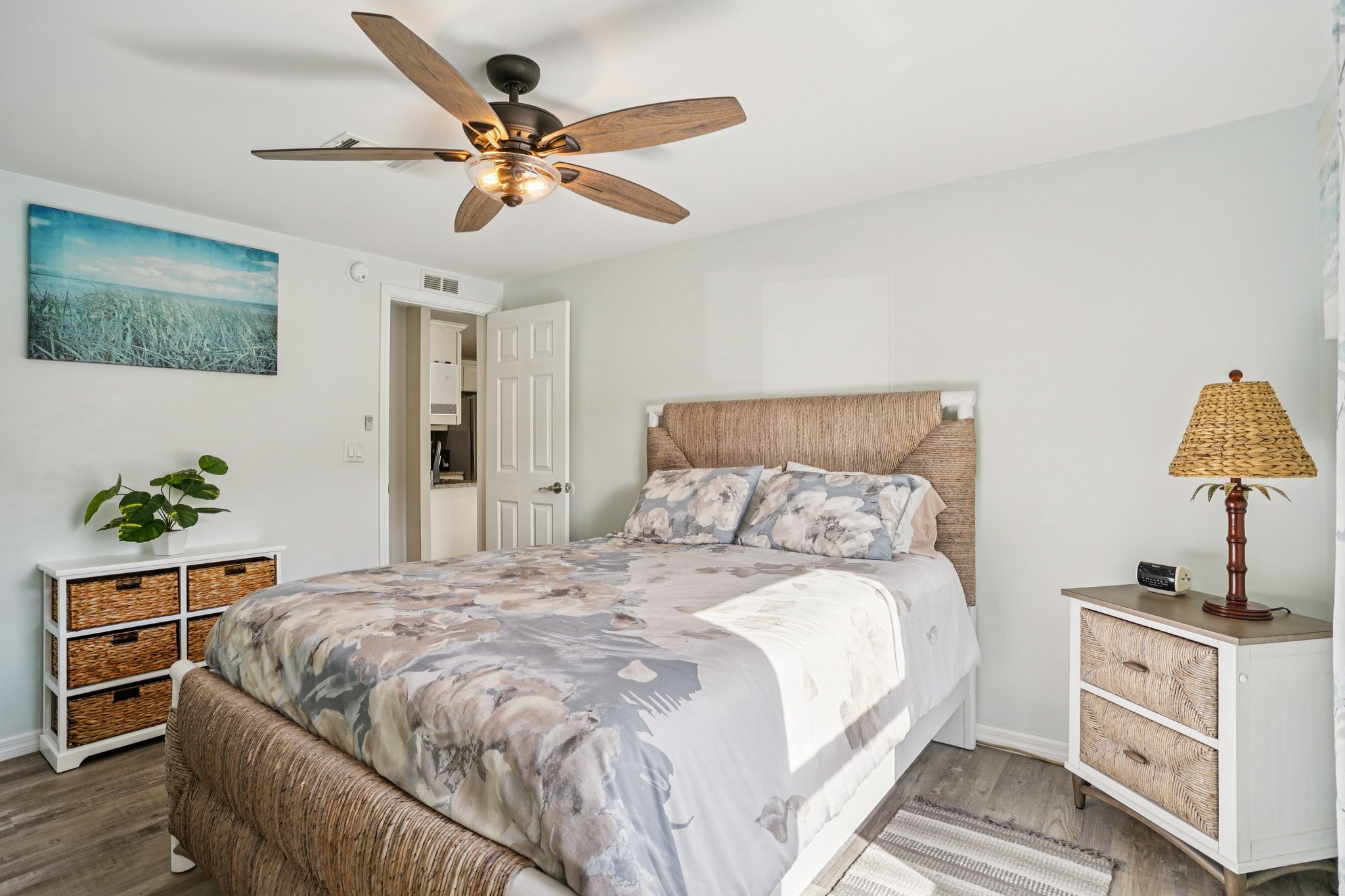 W Schwartz Blvd-S1012-032.jpg