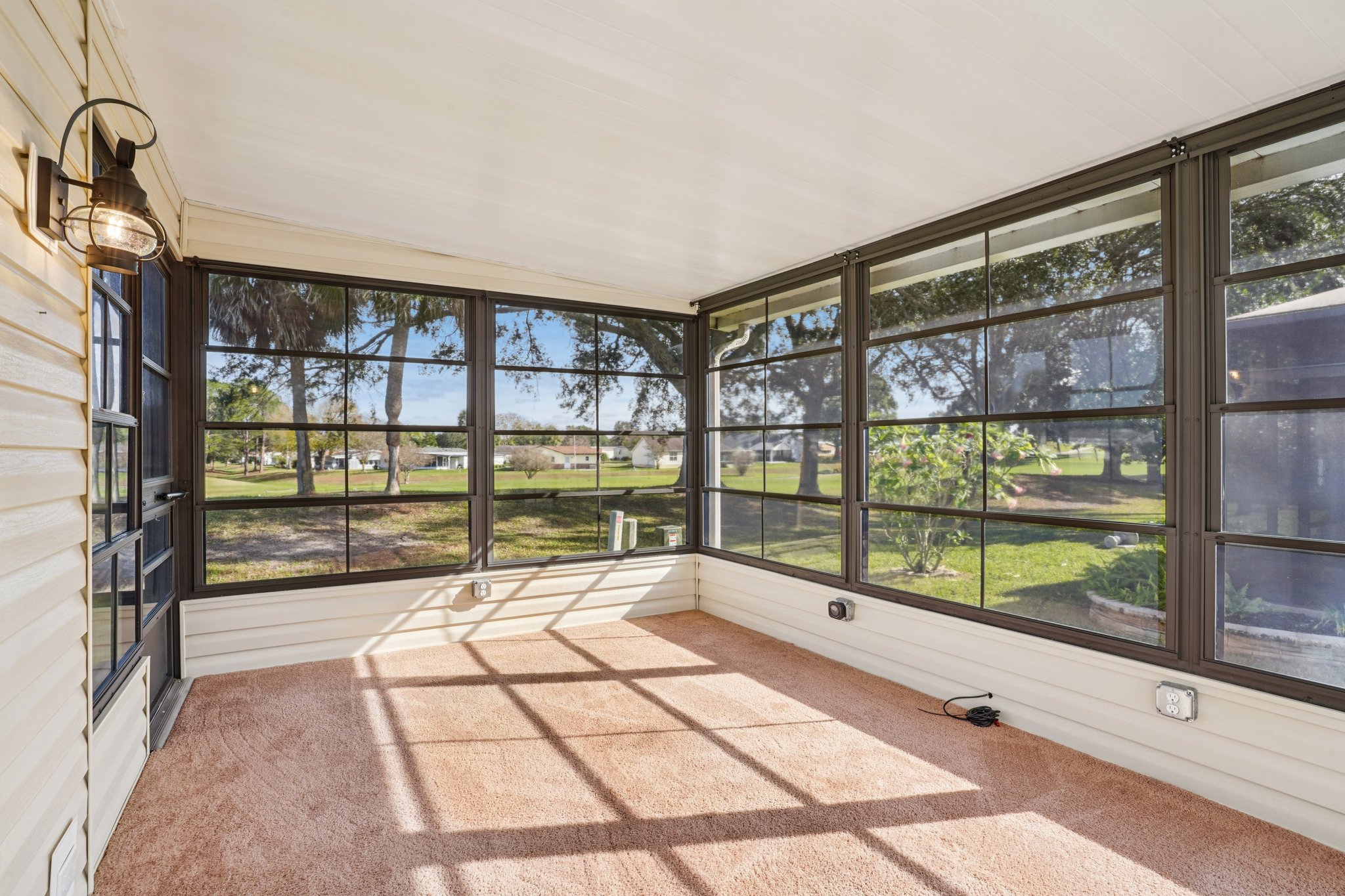 W Schwartz Blvd-S1012-036.jpg