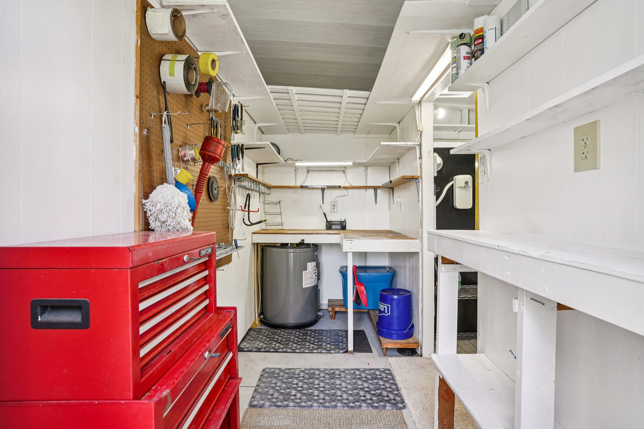 W Schwartz Blvd-S1012-040.jpg