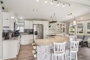 W Schwartz Blvd-S1012-018.jpg