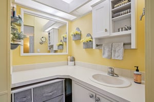 W Schwartz Blvd-S1012-029.jpg