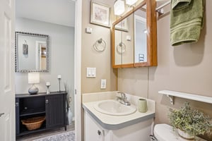 W Schwartz Blvd-S1012-034.jpg