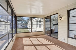 W Schwartz Blvd-S1012-037.jpg