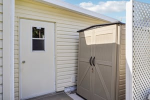 W Schwartz Blvd-S1012-047.jpg