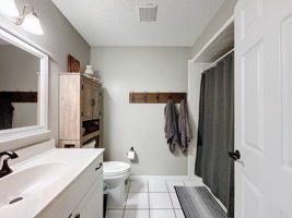  Photo 24
