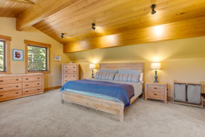 Upstairs Primary King Bedroom